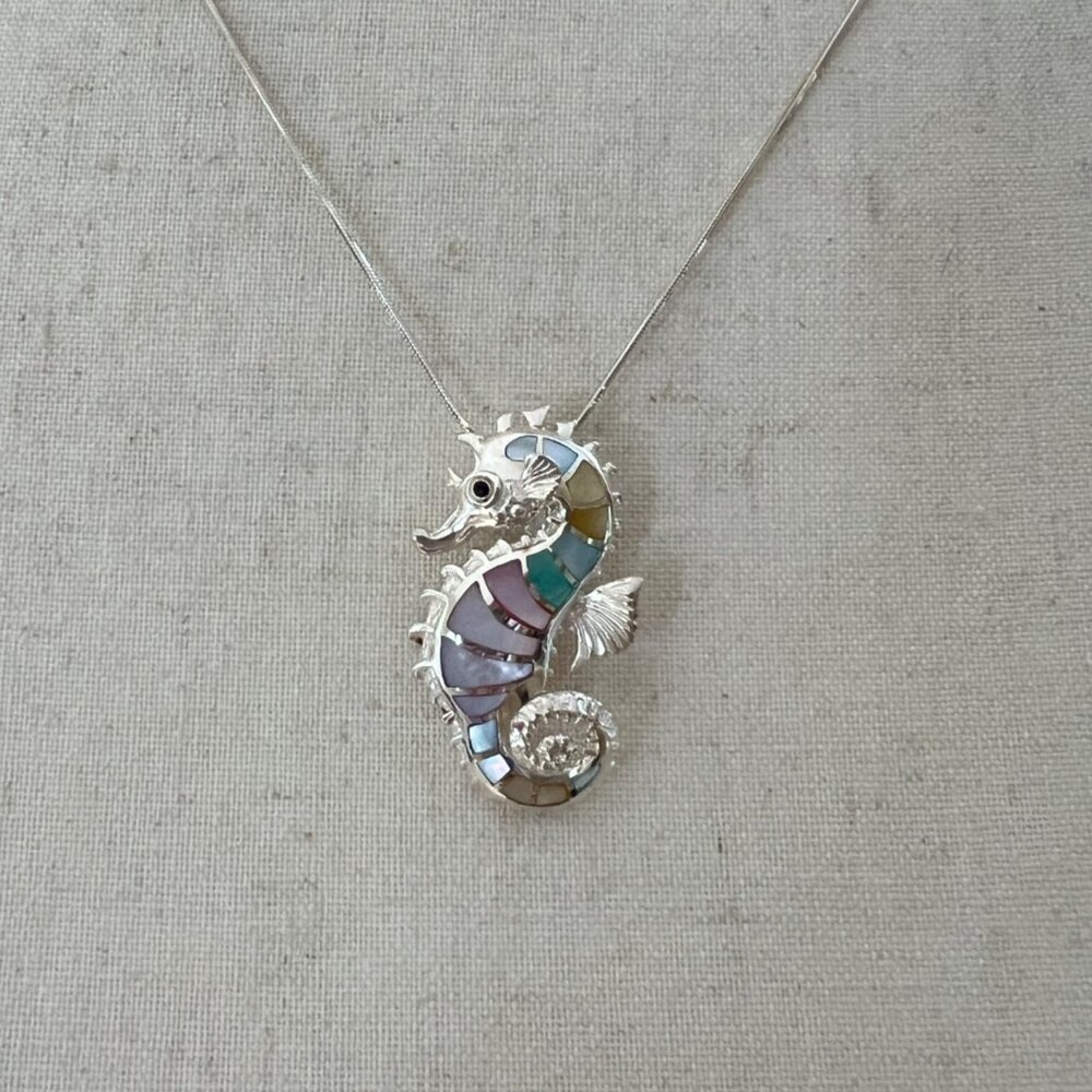 Nautical Beach Ocean Seahorse Shell Sterling Silver Pendant 18" Chain Necklace - Picture 2 of 6